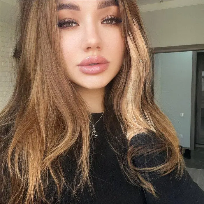 Escort Model Alla
