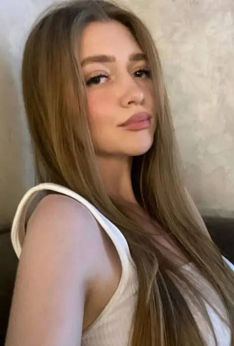 Escort Model Anfisa