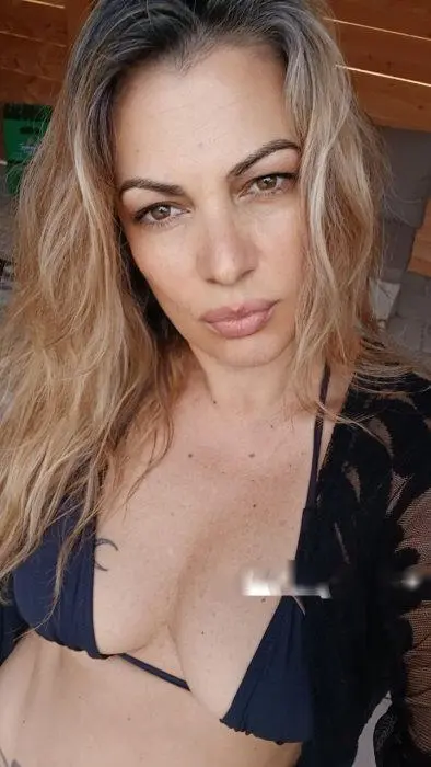Escort Model Donna