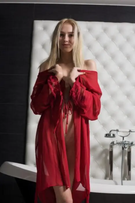 Escort Model Fasha