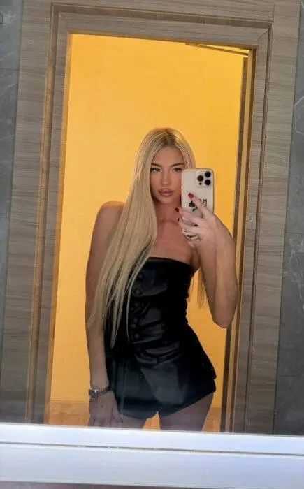 Escort Model Jasmine