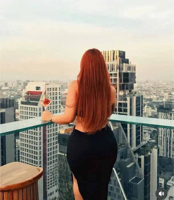 Escort Model Karla
