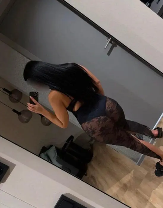 Escort Model Leyla