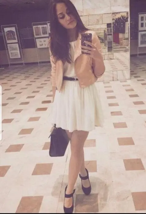 Escort Model Masseuse Alice