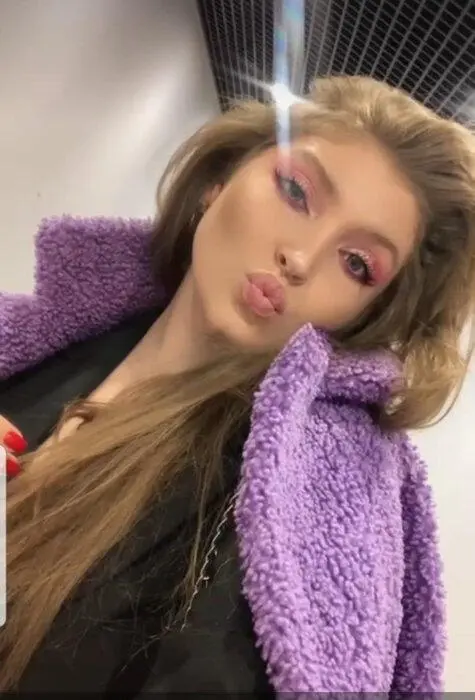 Escort Model Polina