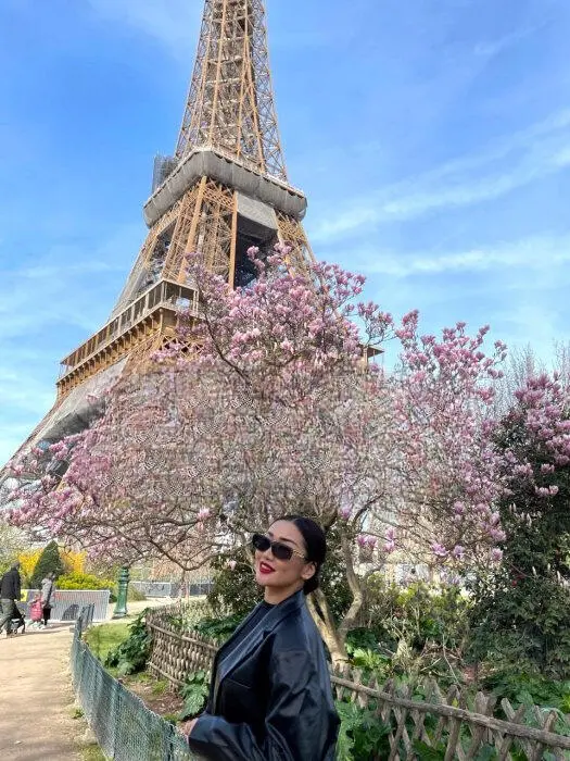 Escort Model Queenie